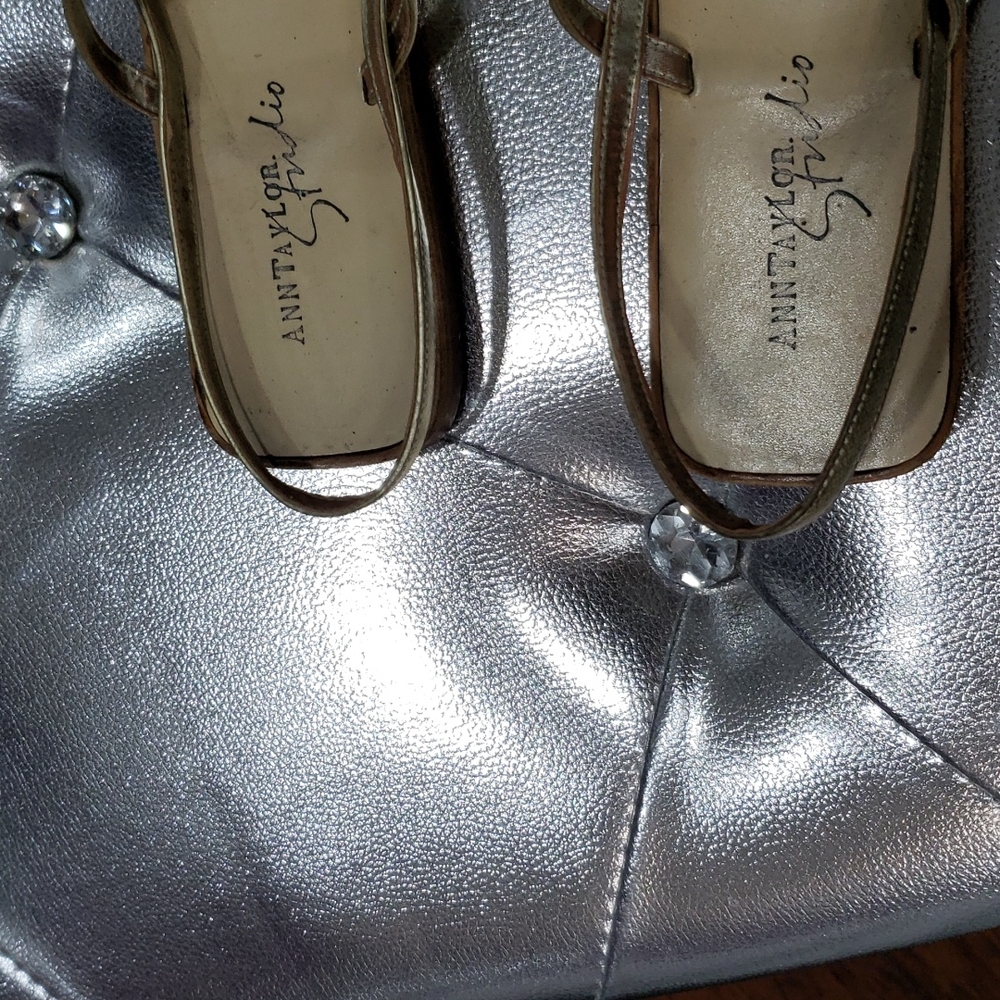 Authentic Ann Taylor Studio Sandals - image 3